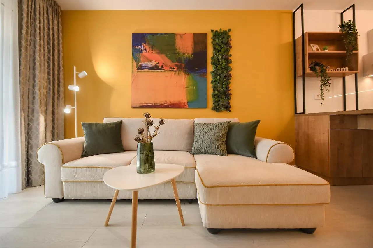 דירות בוקרשט Colorful Fusion - Modern 1Br Near Romexpo Center רומניה