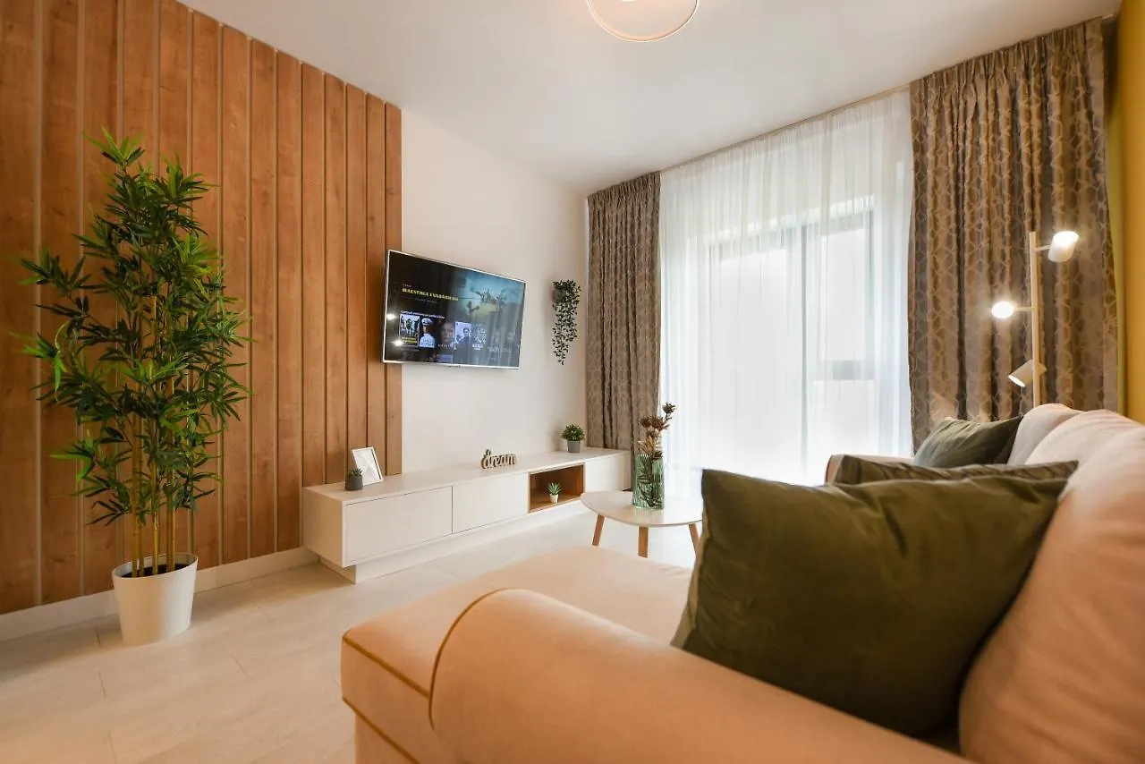 דירות בוקרשט Colorful Fusion - Modern 1Br Near Romexpo Center